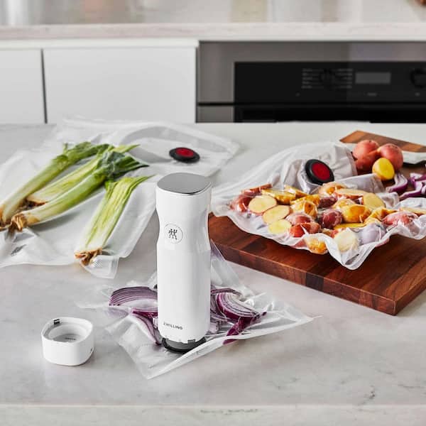 Fresh & Save 30-Piece Small Vacuum Sealer Bags, 1/2 Gallon Reusable Snack Bags, Meal Prep