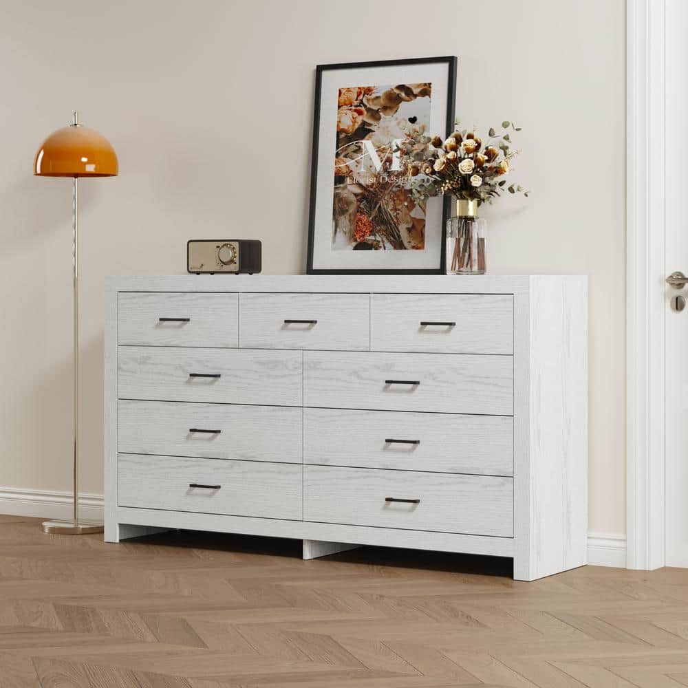 洋書 English Furniture Raffia and Wire Brushed Oak Dresser & Nightstand – English