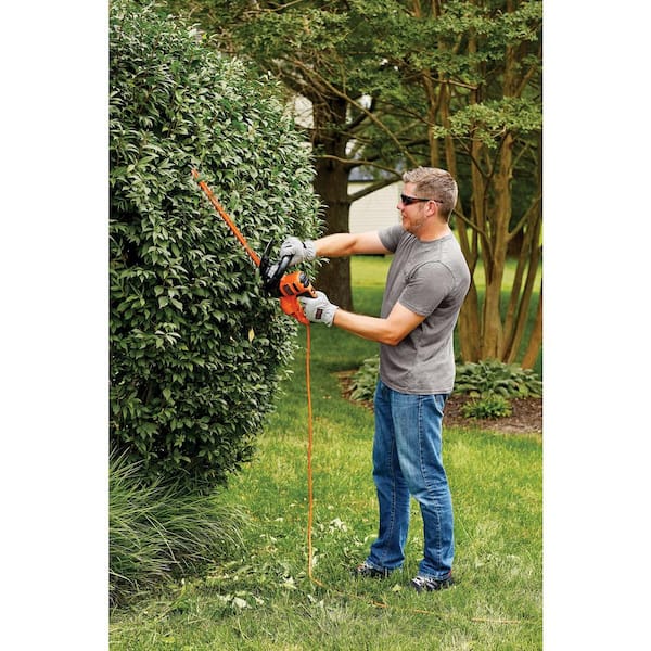 BLACK+DECKER 17 in. 3.2 Amp Corded Dual Action Electric Hedge Trimmer  BEHT150 - The Home Depot