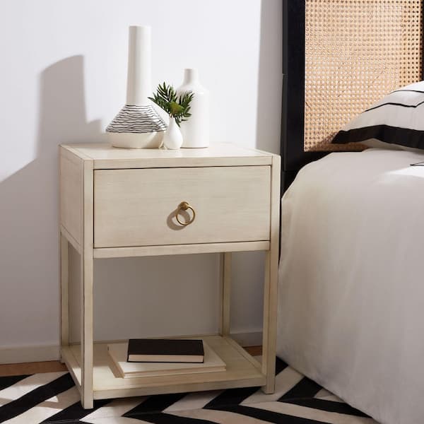 Sadie Antique White 1 Drawer Nightstand