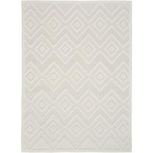 Versatile Ivory/White 5 ft. x 7 ft. Geometric Contemporary Indoor/Outdoor Area Rug