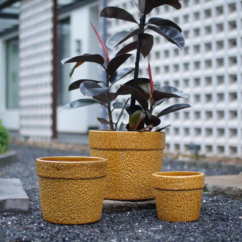 GOGEXX Set of 3 13 in. Flared Antique Yellow Ceramic Flower Pot