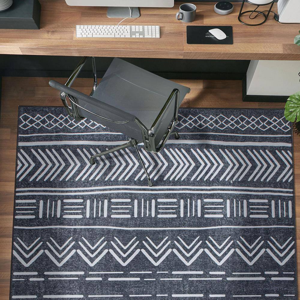 Gray Geometric Flat Woven Synthetic 10' x 14' Area Rug
