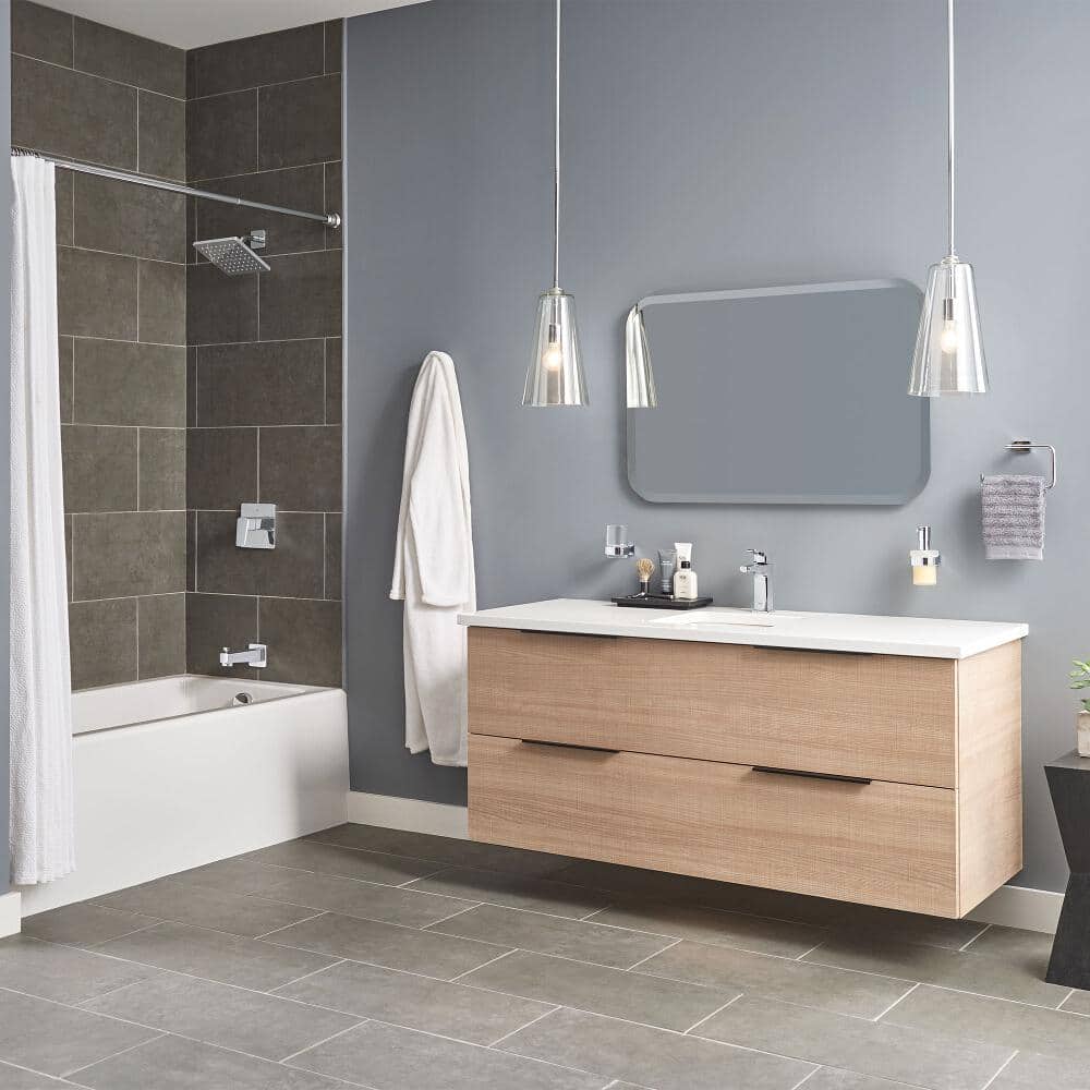Tallinn Starlight Chrome Single-Handle Bathroom Faucet