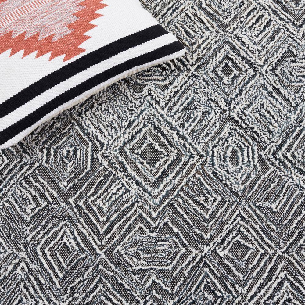 Handmade Black and Ivory Geometric Wool Area Rug, 6' Square