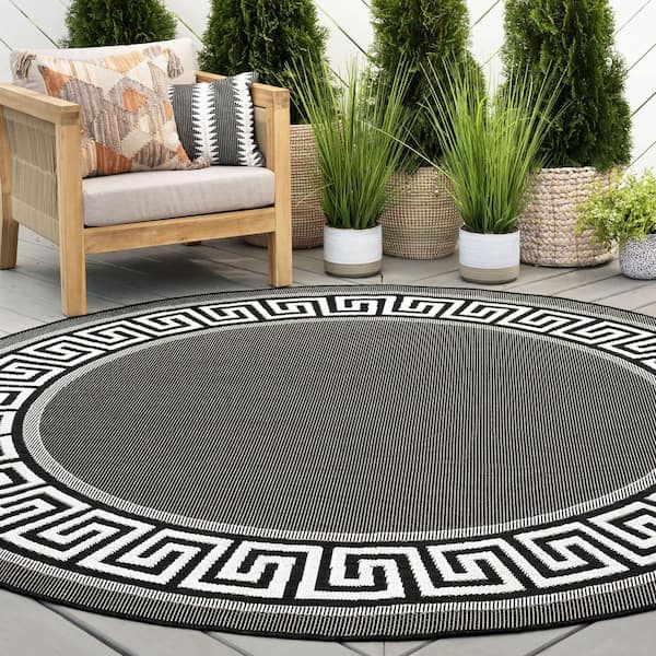 Eco Greek Key Black 6 ft. Round Indoor/Outdoor Area Rug