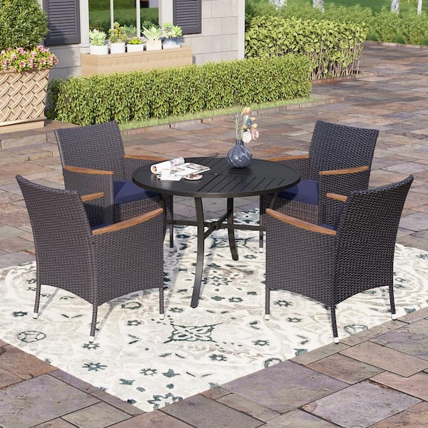 PHI VILLA Black 5-Piece Metal Patio Outdoor Dining Sets with Round Table and Wooden Armrest Rattan Chairs with Blue Cushion