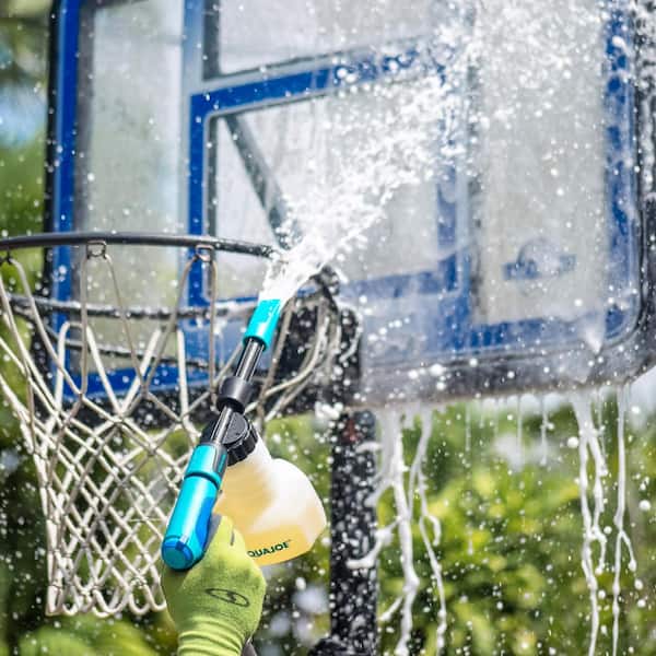 Foam King  Car Wash Foam Sprayer. Connects to your garden hose.
