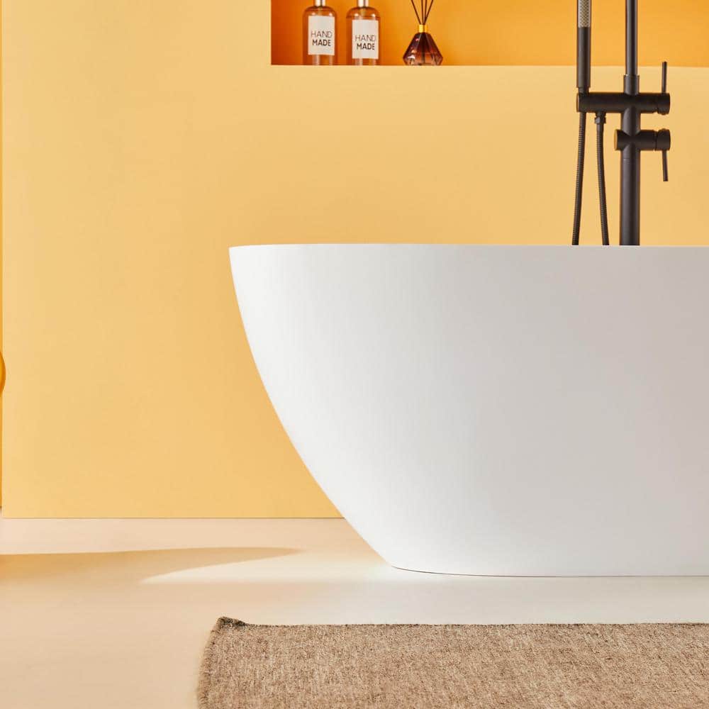 69'' Matte White Freestanding Acrylic Soaking Bathtub