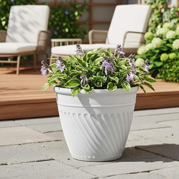 Lark & Vine Verona White Resin Recycled Materials Planter with