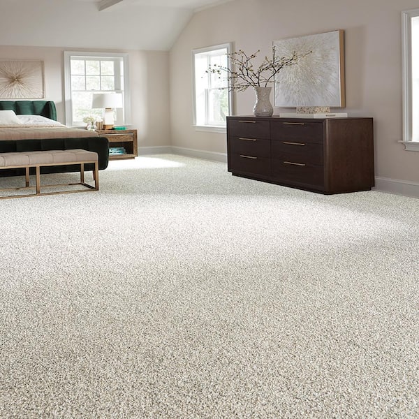 Radiant Retreat III Tranquil Gray 73 oz. Polyester Textured Installed Carpet