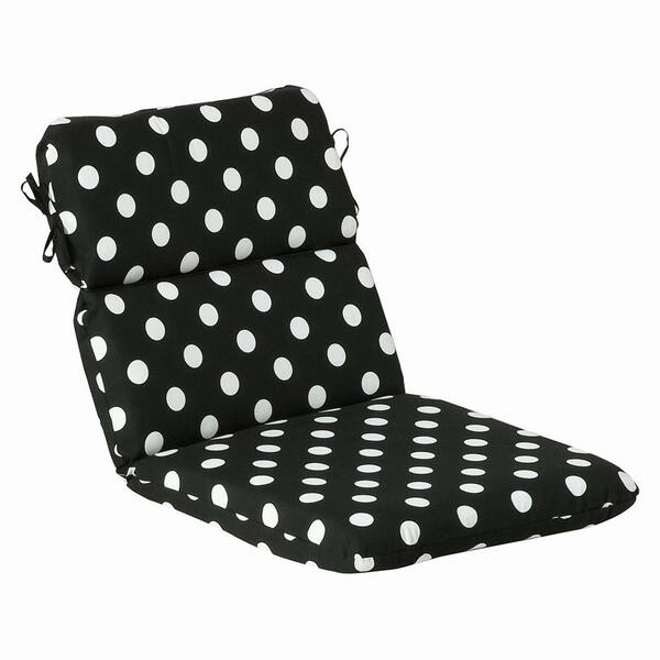 Pillow Perfect Polka Dot Outdoor/Indoor 21 in. W x 3 in. H Deep Seat, 1-Piece Chair Cushion with Round Corners in Black/White Polka Dot