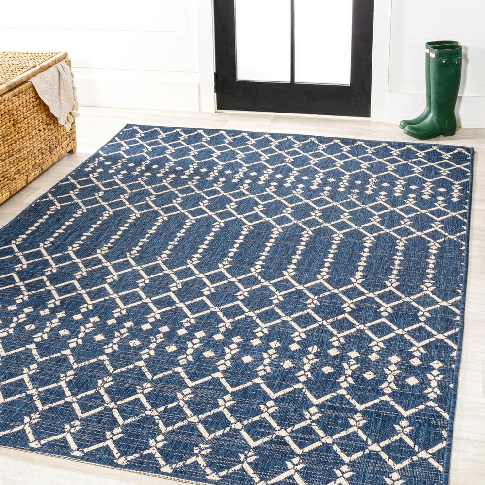 Boho-Chic Moroccan Geometric Black and Gray 8' x 10' Outdoor Area Rug