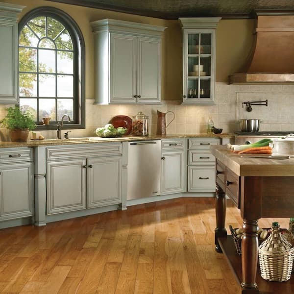 American Home Autumn Wheat Hickory 3/4 in. T x 3-1/4 in. W Smooth Solid Hardwood Flooring (22 sq.ft./ctn)