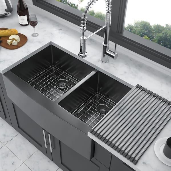 36 in. Farmhouse/Apron-Front Double Bowl (60/40) 16 Gauge Gunmetal Black Stainless Steel Kitchen Sink with Bottom Grids