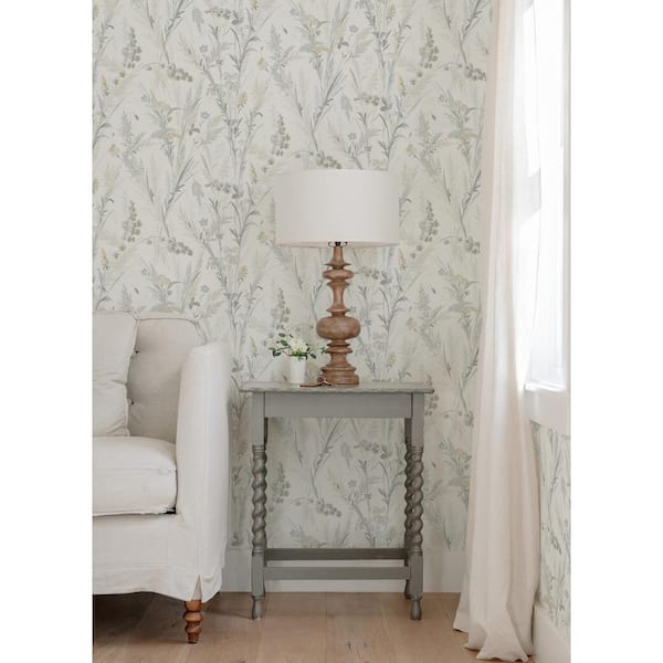 Hillaire Light Blue Meadow Matte Pre-pasted Paper Wallpaper