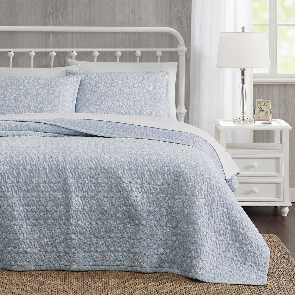 Majesty Blue Cotton Full Quilt Set with Floral Design