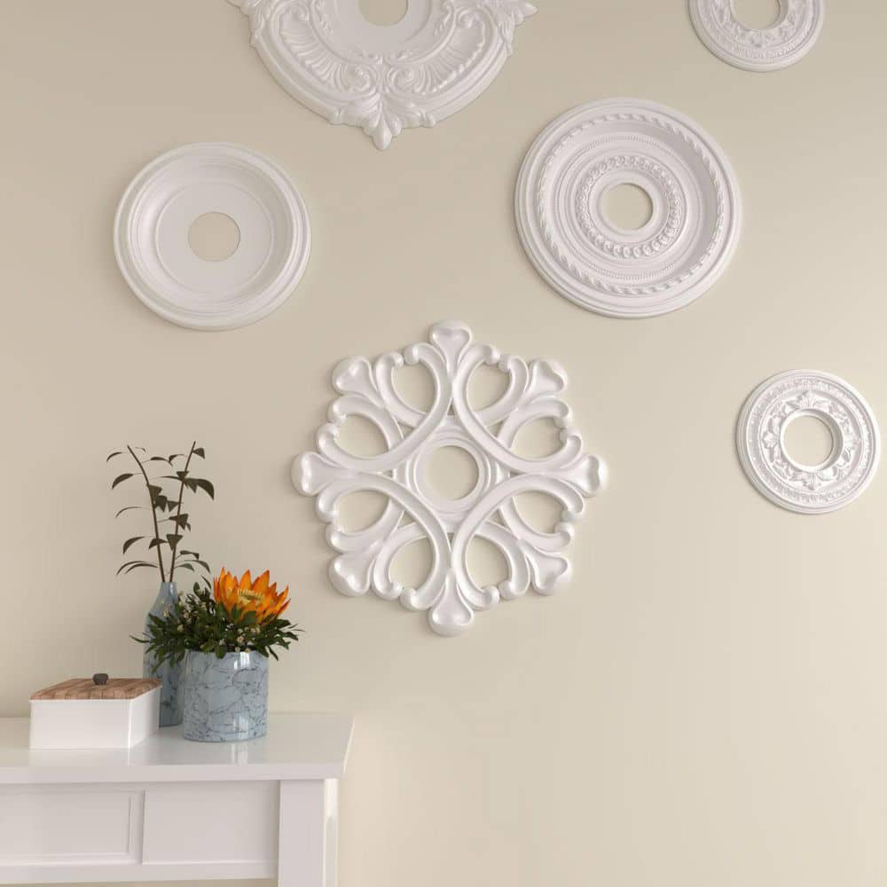 Palmetto Gray Urethane 11.5" Ceiling Medallion