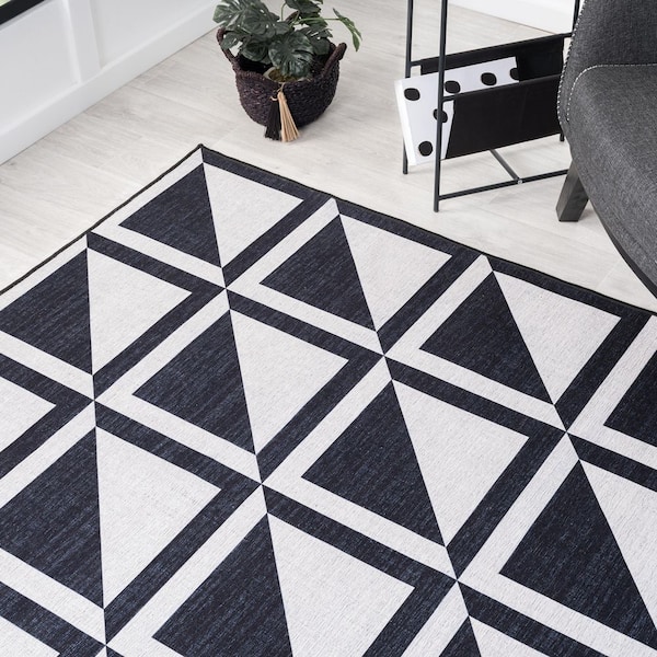 Parker Ivory 4 ft. x 6 ft. Geometric Polypropylene Area Rug
