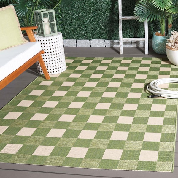 Courtyard Green/Sage 3 ft. x 3 ft. Checkered Indoor/Outdoor Square Area Rug