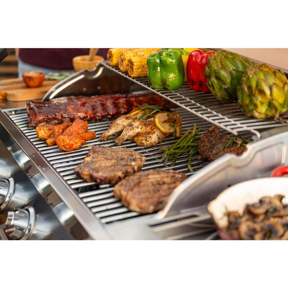 4 Burner Stainless Steel Gas Grill - rated 4.5543 stars from 3069 reviews