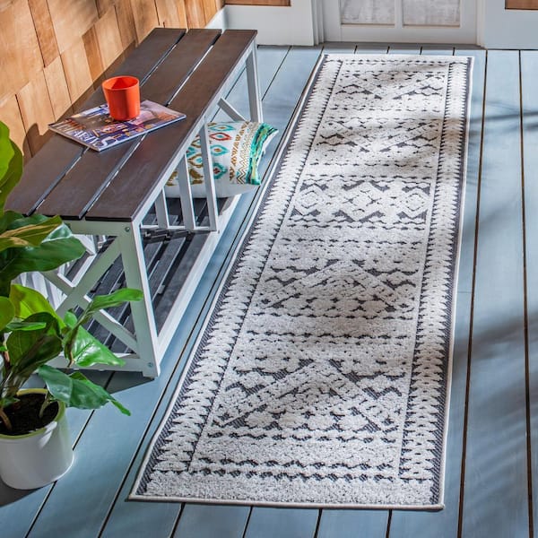 Cabana Ivory/Gray 2 ft. x 5 ft. Aztec Geometric Indoor/Outdoor Runner Rug