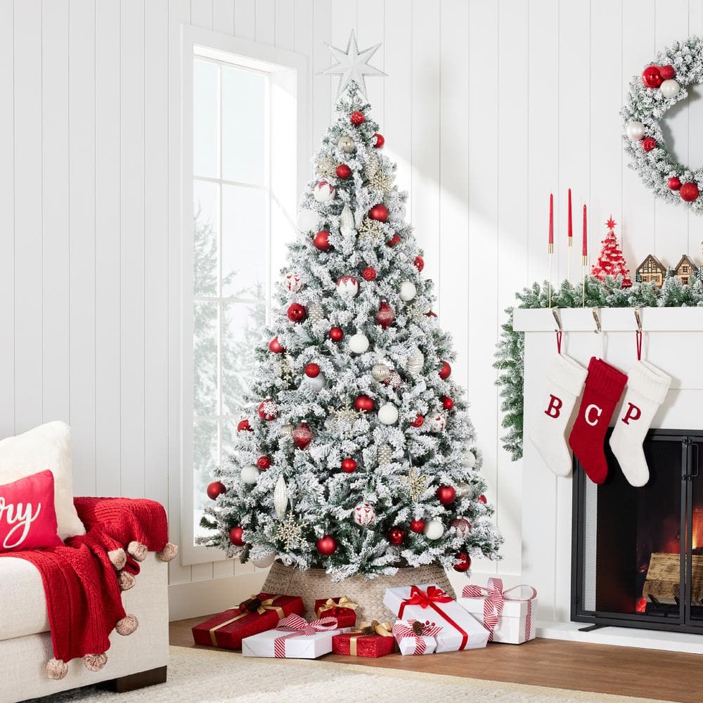 4.5ft Snow Flocked Pine Christmas Tree with Metal Stand