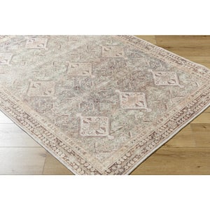 Amelie Green Traditional 7 ft. x 9 ft. Indoor Area Rug