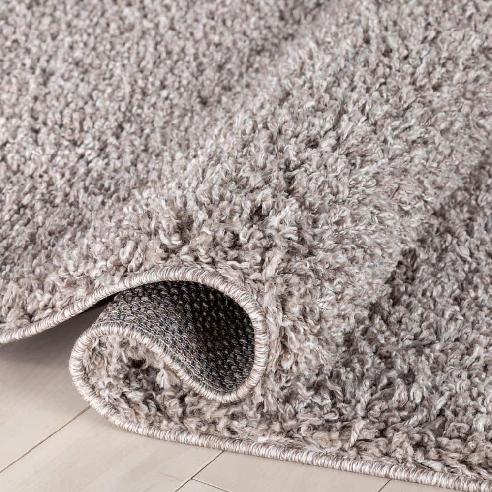 Luxurious Handmade Shag Rug in Beige, 8' x 10', Easy-Care Synthetic