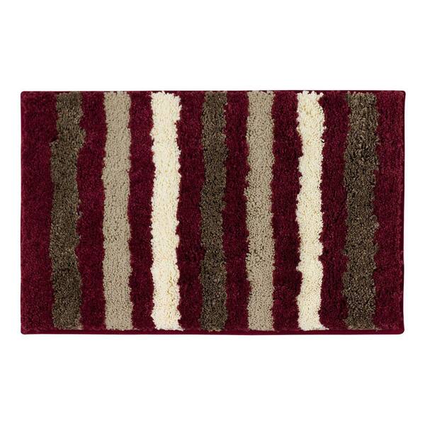Bathtopia Dmitri Barn Red 18 in. x 30 in. Bath Rug