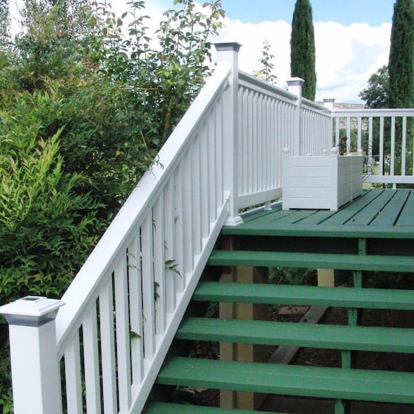 Vanderbilt 3.5 ft. H x 8 ft. W White Vinyl Stair Railing Kit