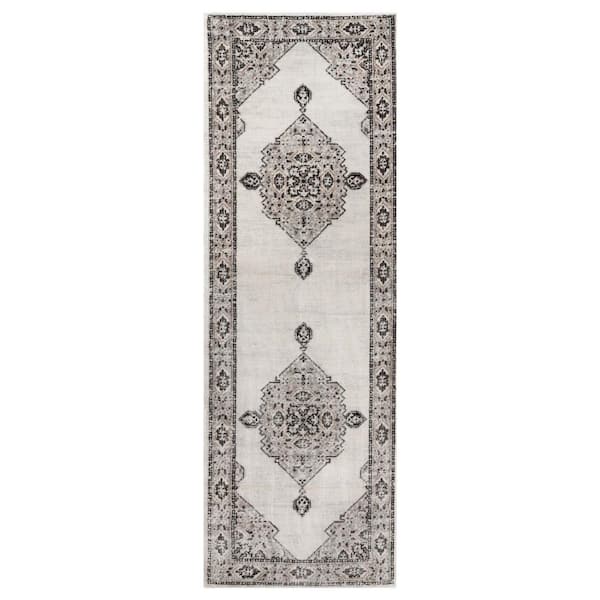 Kailani Cream/Grey 2 ft. 6 in. x 8 ft. Modern Farmhouse Medallion Indoor Runner Rug