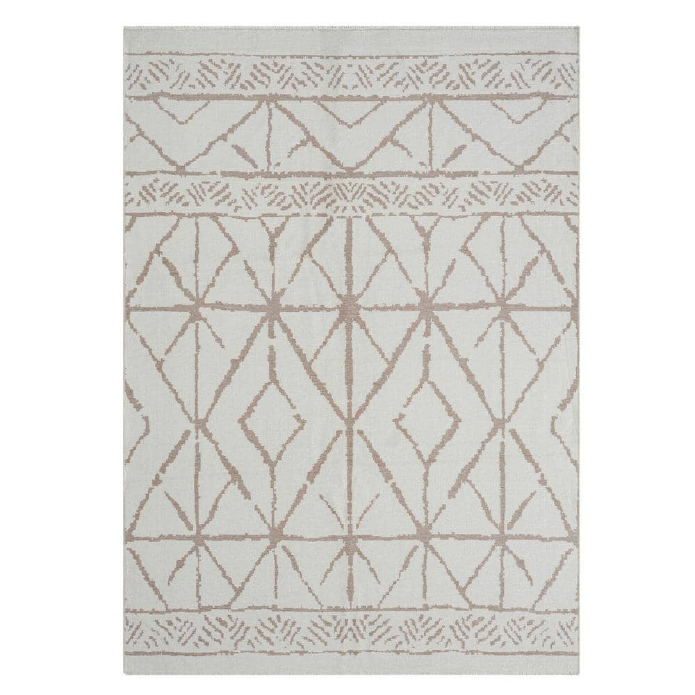 Ivory and Beige Geometric Tufted Washable Area Rug 6' x 9'
