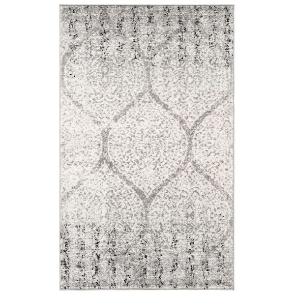 SAFAVIEH Madison Grey/Ivory Doormat 2 ft. x 4 ft. Medallion Geometric Area Rug
