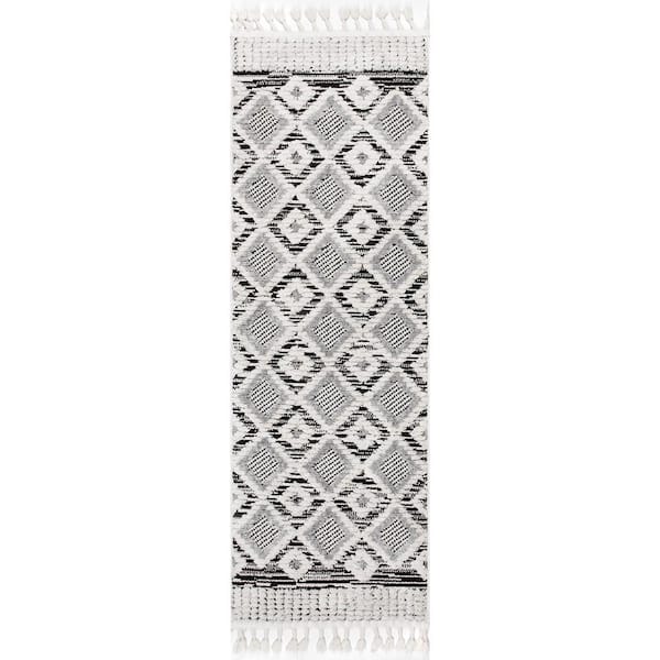 nuLOOM Journey Shaggy Checkered Tiles Tassel Grey 2 ft. 8 in. x 12 ft. Runner Rug