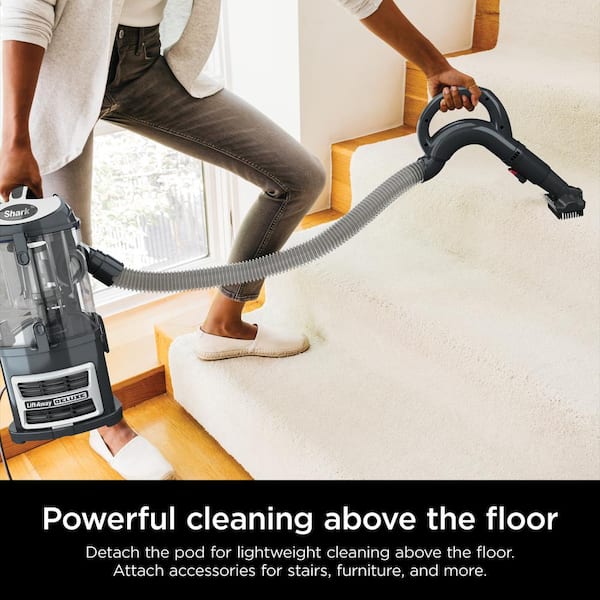 Shark Navigator Lift-Away DLX Bagless, Cordless, Upright