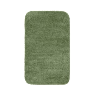 Traditional Deep Fern 30 in. x 50 in. Washable Bathroom Accent Rug