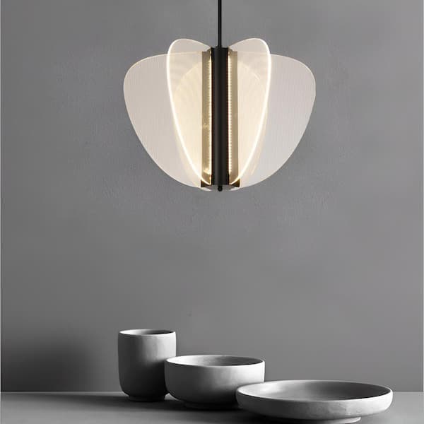 ペンダントランプ　BUTTERFLY’45 Butterfly 45-Watt 6-Light Black Pendant Light Integrated LED with