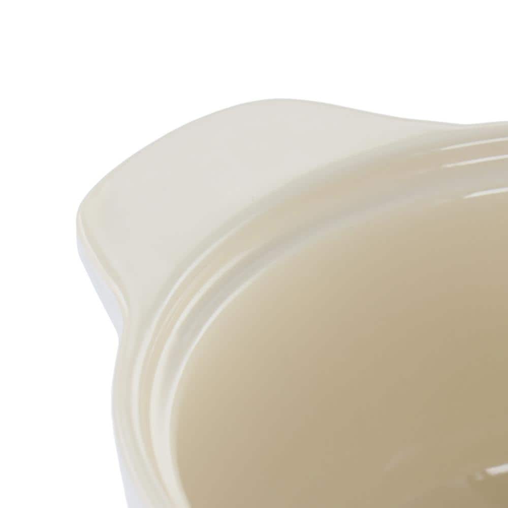 White 2.3 Quart Round Stoneware Casserole Dish with Lid
