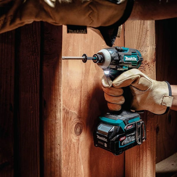 Makita 40V max XGT Brushless Cordless High Torque 4-Speed Impact