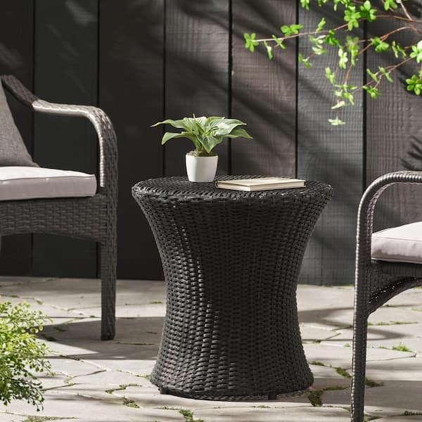 GAWEZA Black Round Wicker 19.75 inch Outdoor Side Table PE