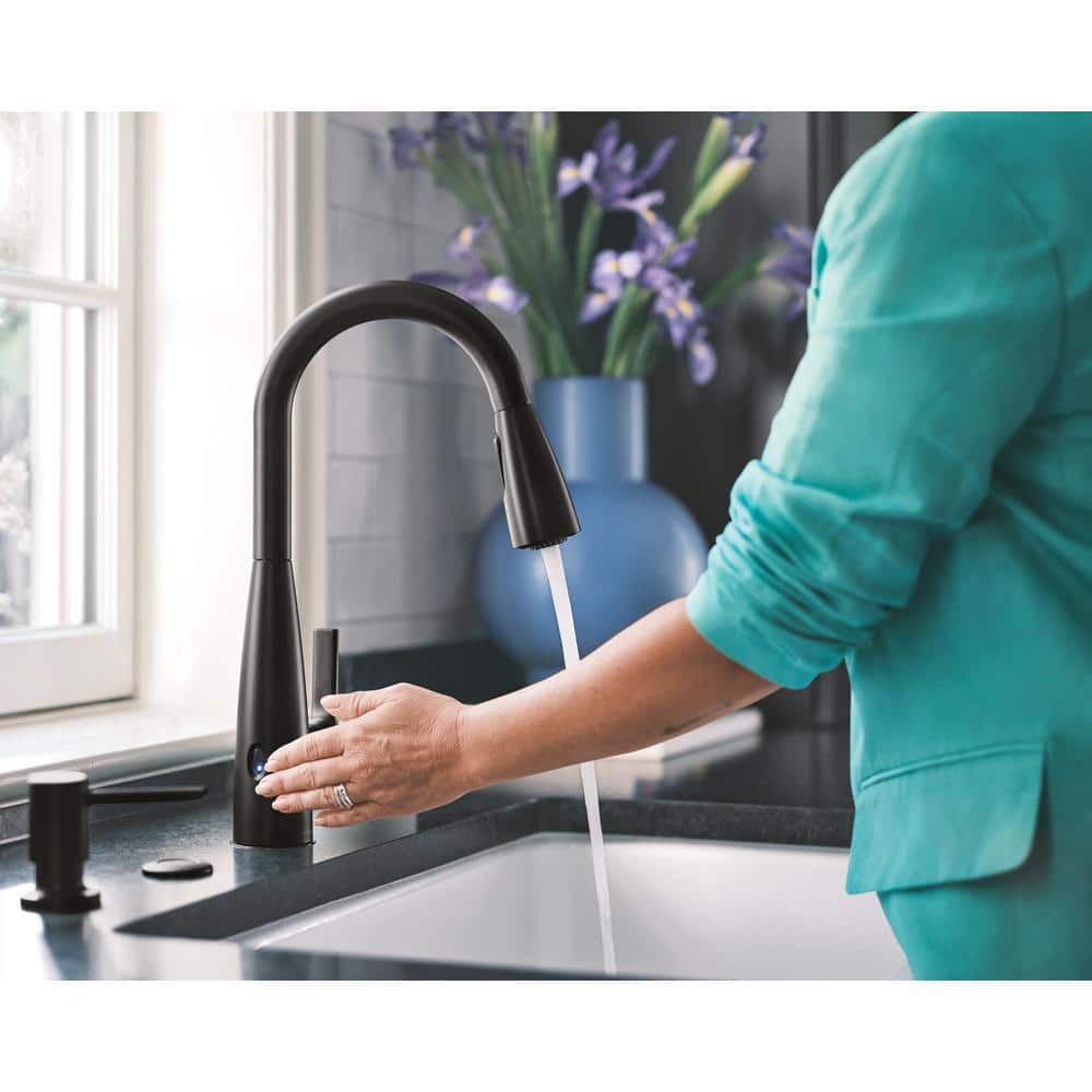 Matte Black Touchless Single-Handle Pull-Down Kitchen Faucet with Spray