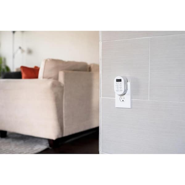 myTouchSmart 7-Day Programmable Indoor Plug-In Digital Timer 35150