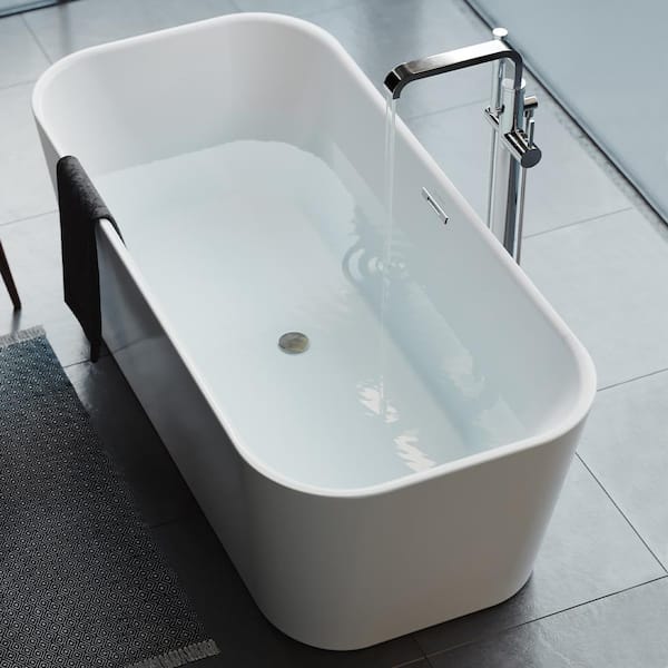 Swiss Madison Concorde 67 in. Acrylic Flat Bottom Non-Whirlpool Freestanding Rectangular Soaking Bathtub in White