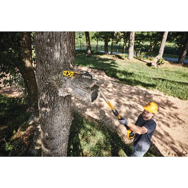 DEWALT - 20V MAX 8in. Cordless Battery Powered Pole Saw Kit with (1) 4Ah Battery, Charger & Sheath (34 Link)
