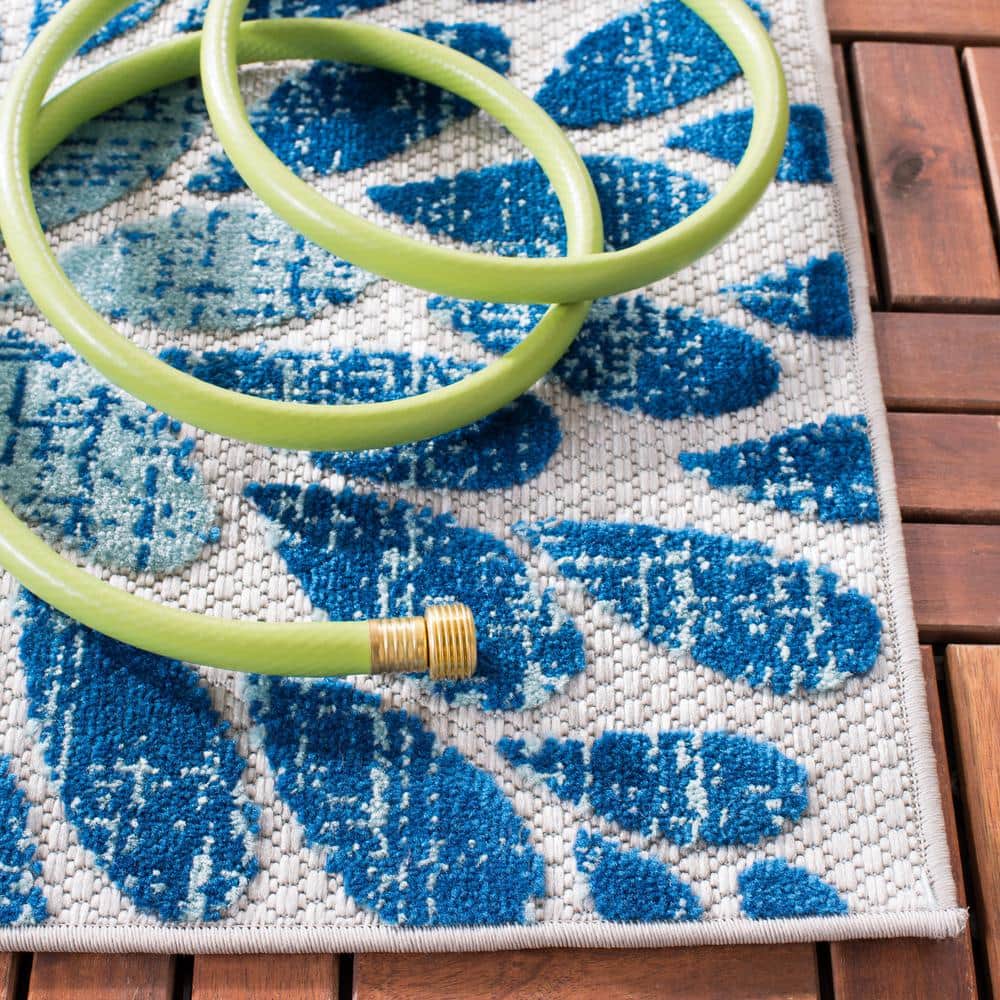 Gray and Blue Floral Synthetic Indoor/Outdoor Rug 3' x 5'