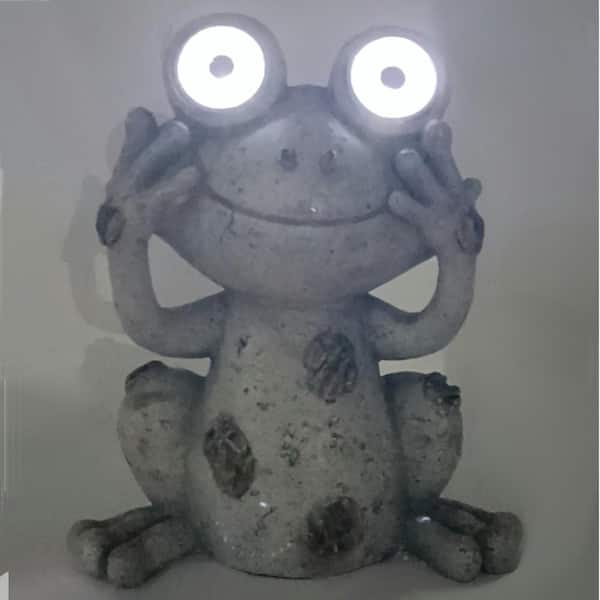 Trekking Frog Statue With Solar Lantern