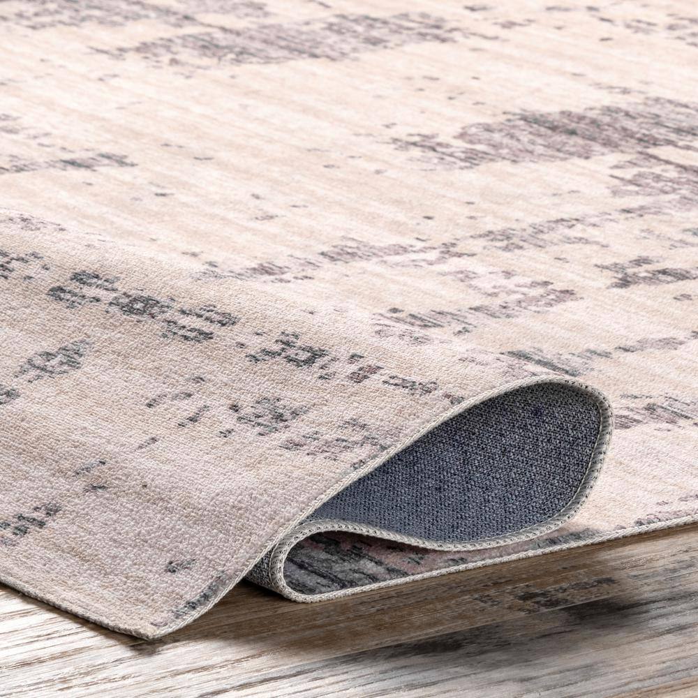 Gray Abstract 5' x 8' Washable Synthetic Area Rug
