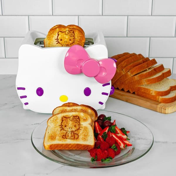 Uncanny Brands Hello Kitty 3D White 2 slice Deluxe Toaster TSTE