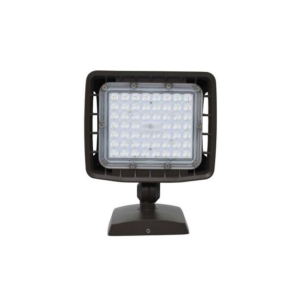 Commercial Electric 400W Equivalent Integrated LED Commercial Bronze Dusk  to Dawn Area Light, 21,000 Lumens, 4000K GRD150-PC-4K-BZ - The Home Depot